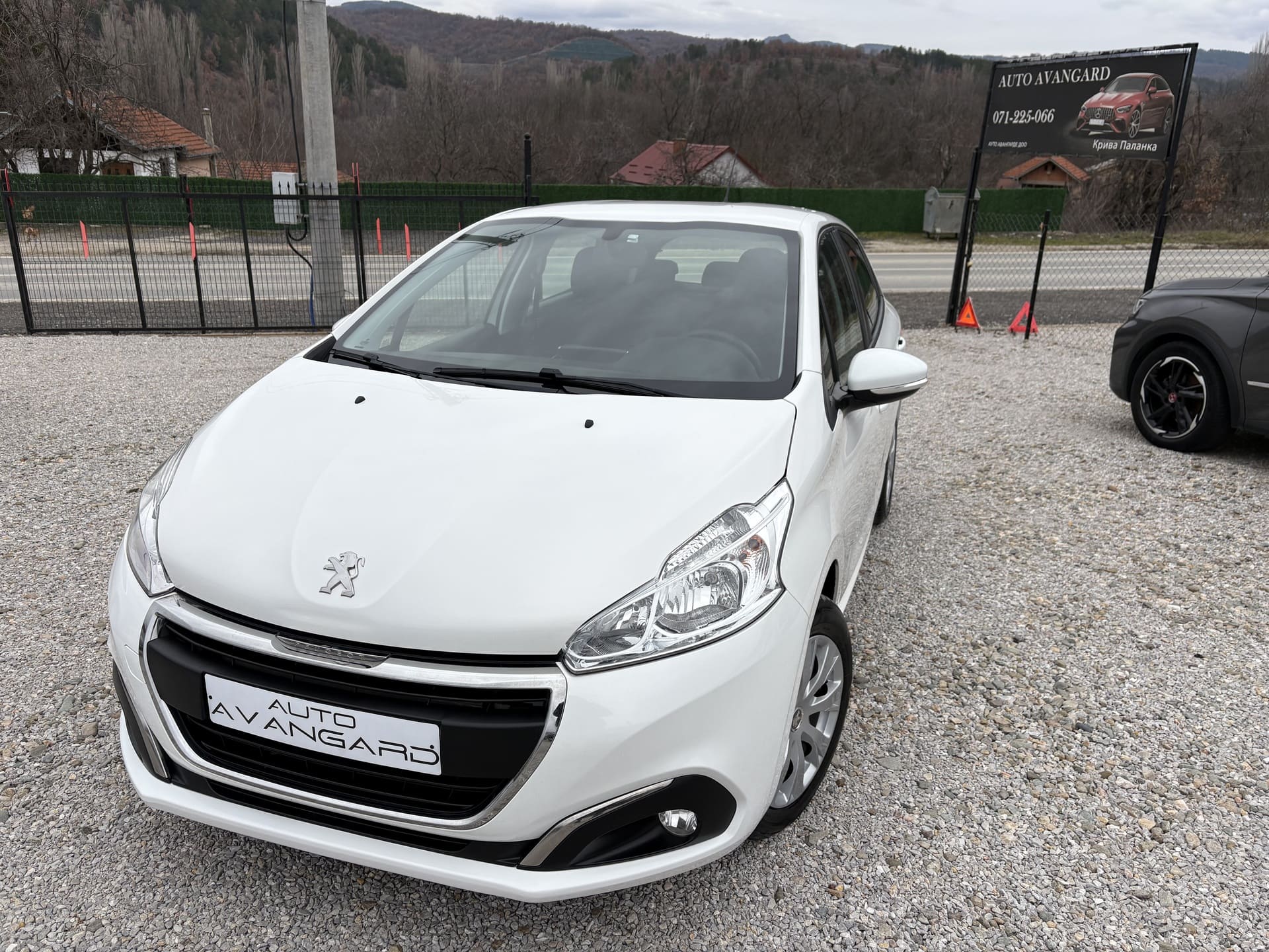 PEUGEOT 208 1.5 BLUEHDI 100KS 2021g