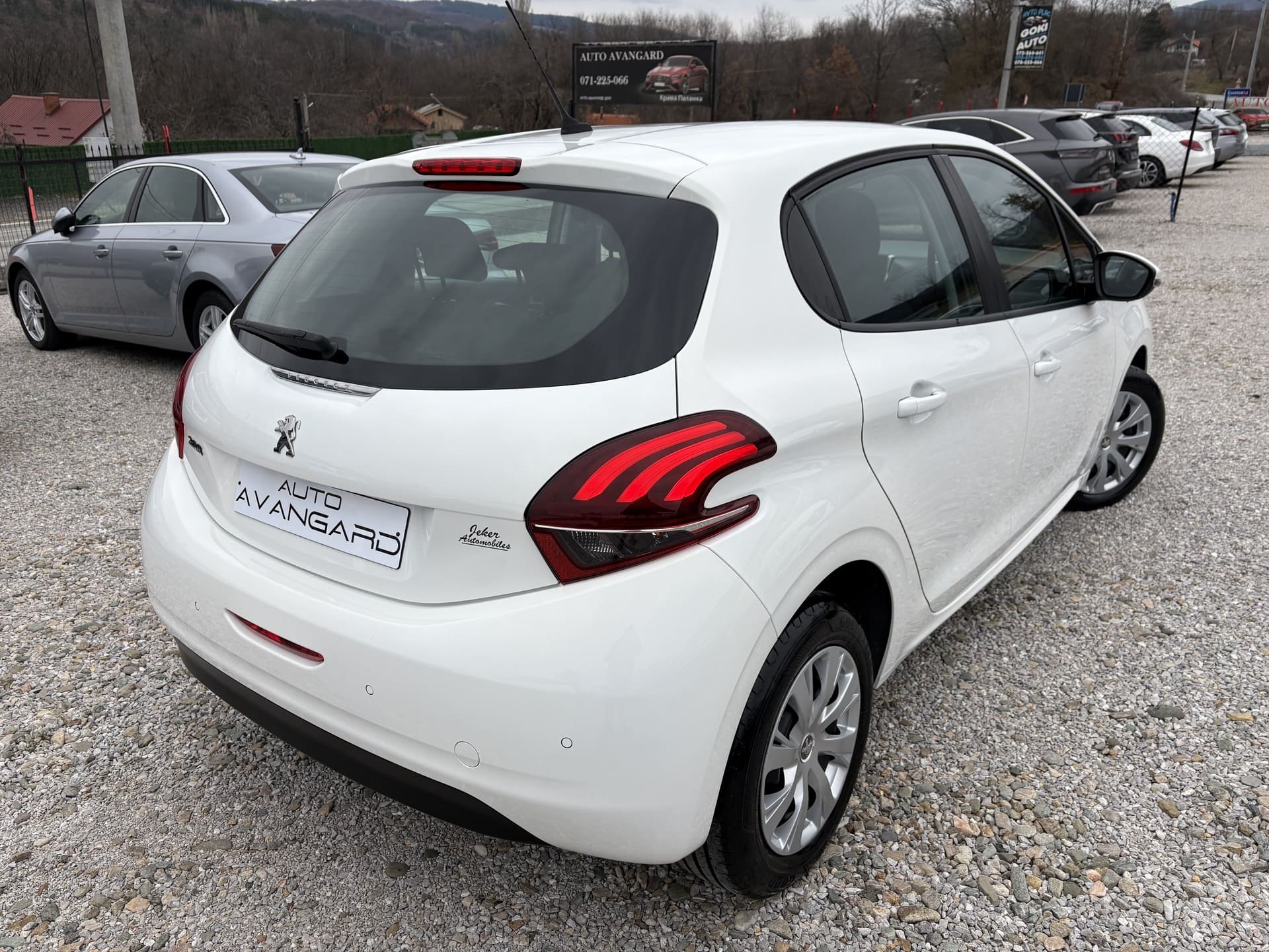 PEUGEOT 208 1.5 BLUEHDI 100KS 2021g