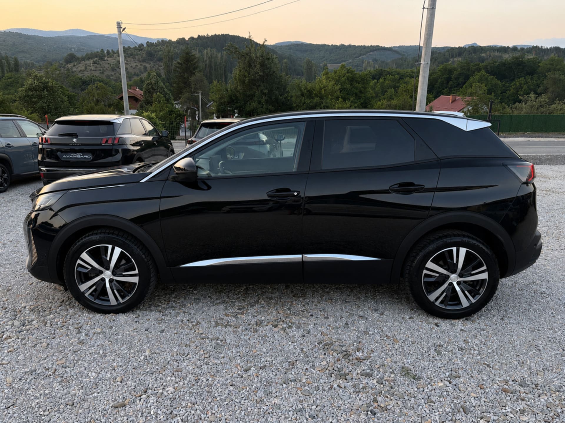 PEUGEOT 3008 FACELIFT 1.5 BLUEHDI 130KS 2021g EAT8 ALLURE